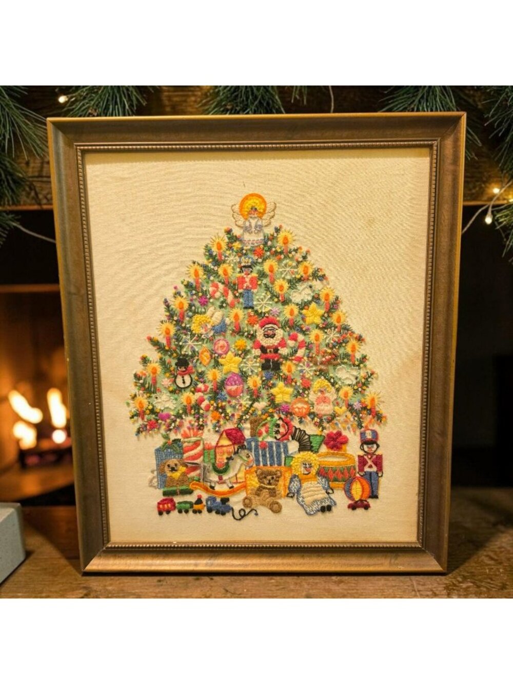 Sunset Stitchery Crewel Christmas Tree Fantasy Toys & Santa Design Frame 19"x22"